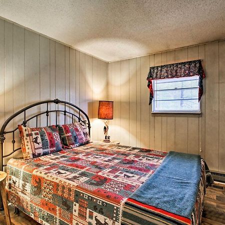 Quiet Cabin With Mountain Views About 3 Mi To Gatlinburg Exterior photo